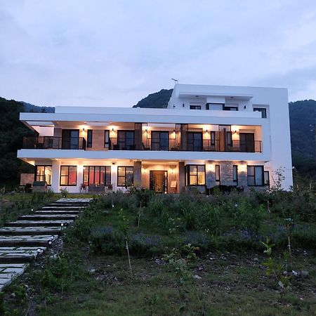 Moonlit Seaview Homestay Donghe Eksteriør bilde